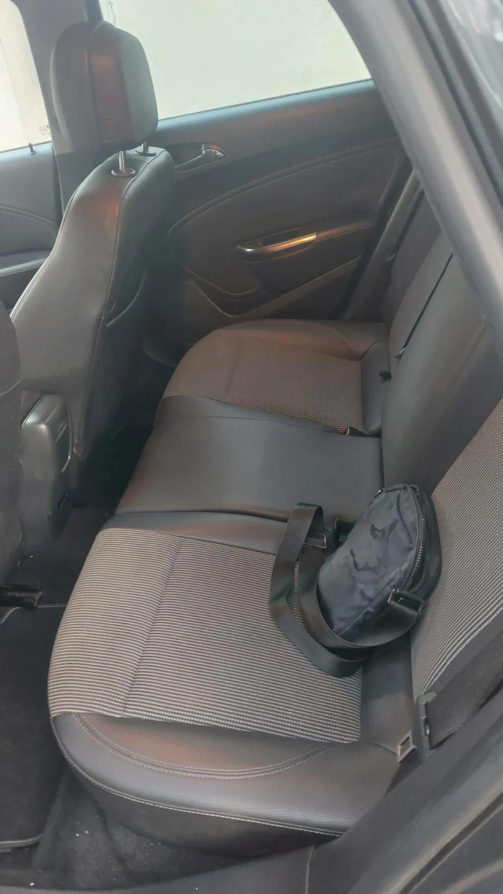 Opel Astra 1.7 - изображение 4