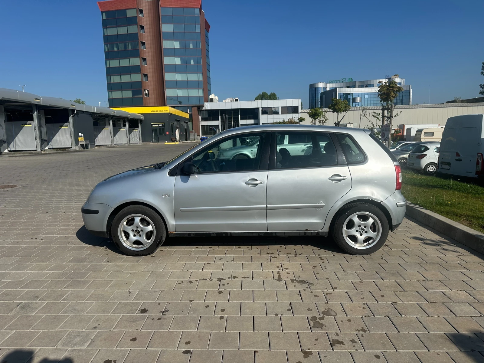 VW Polo 1.4 16V ГАЗ - изображение 2