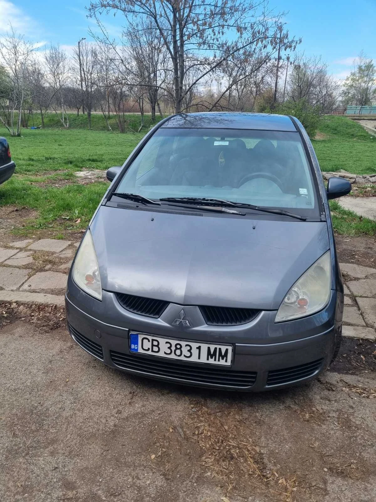 Mitsubishi Colt  - изображение 4