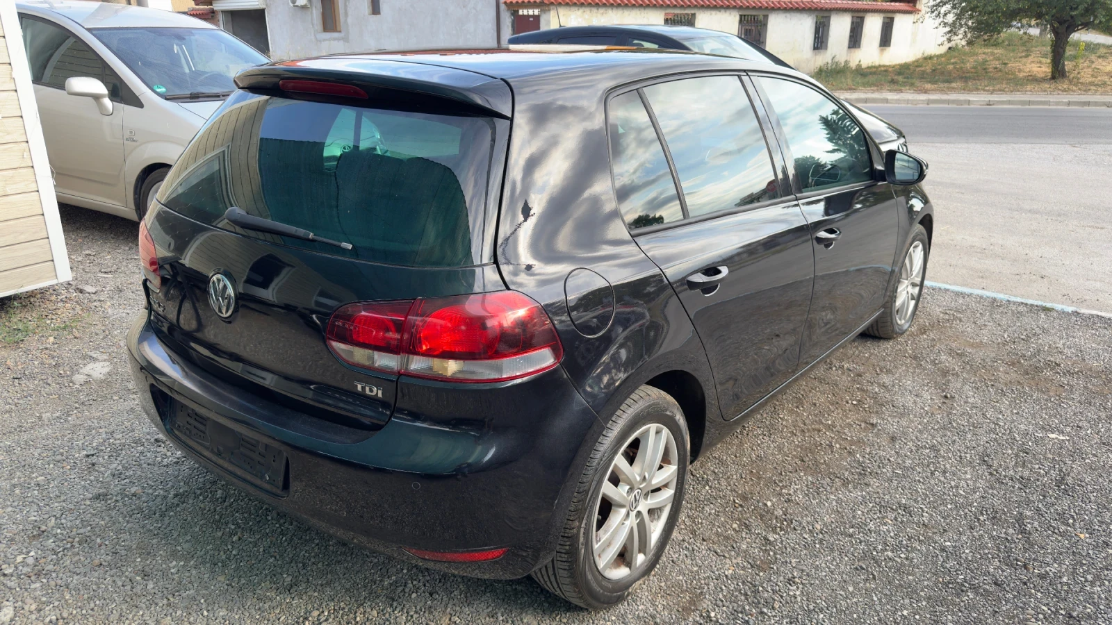 VW Golf АВТОМАТИК - изображение 3