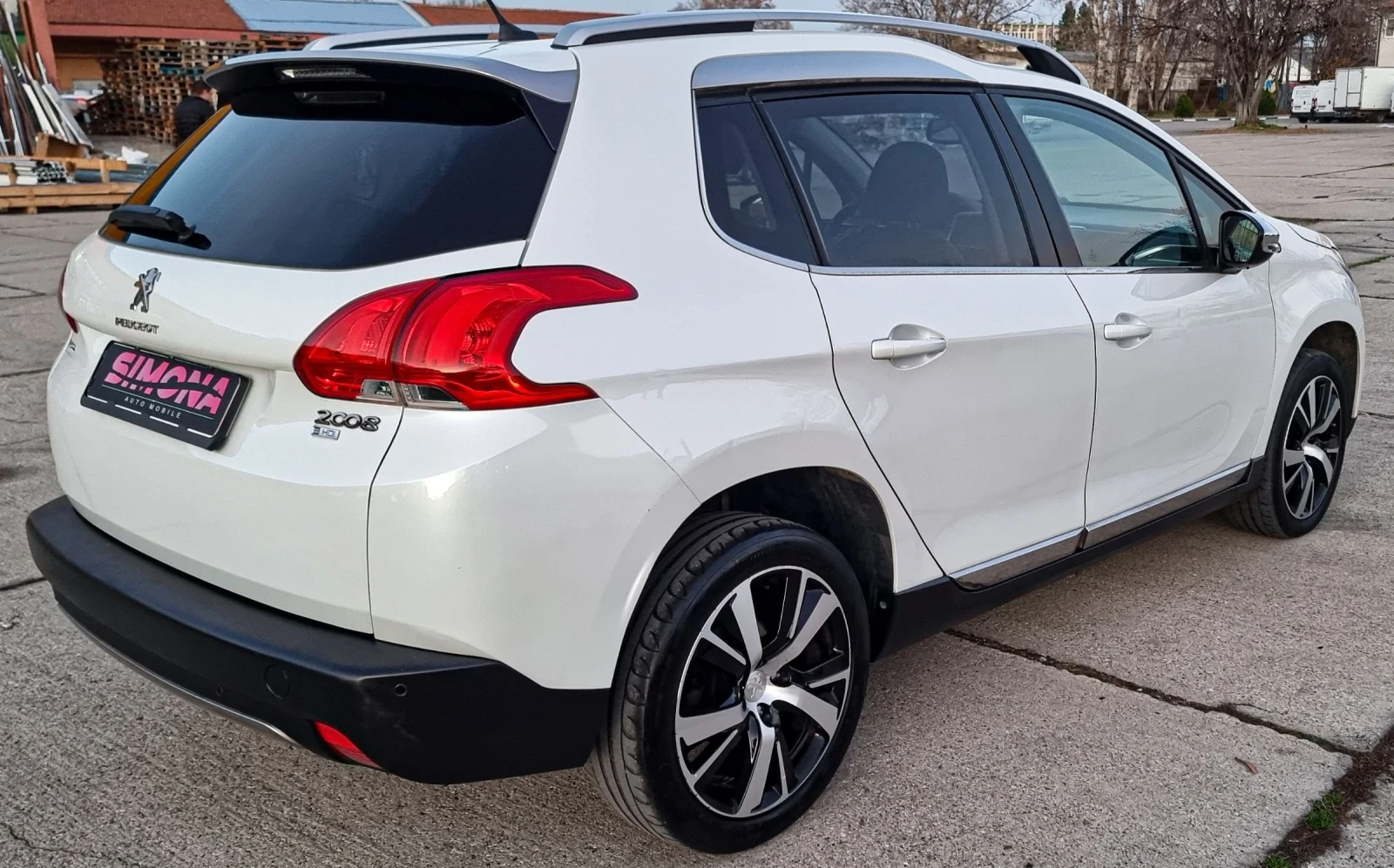 Peugeot 2008 1.6 e -hdi  Feline Titane - изображение 3