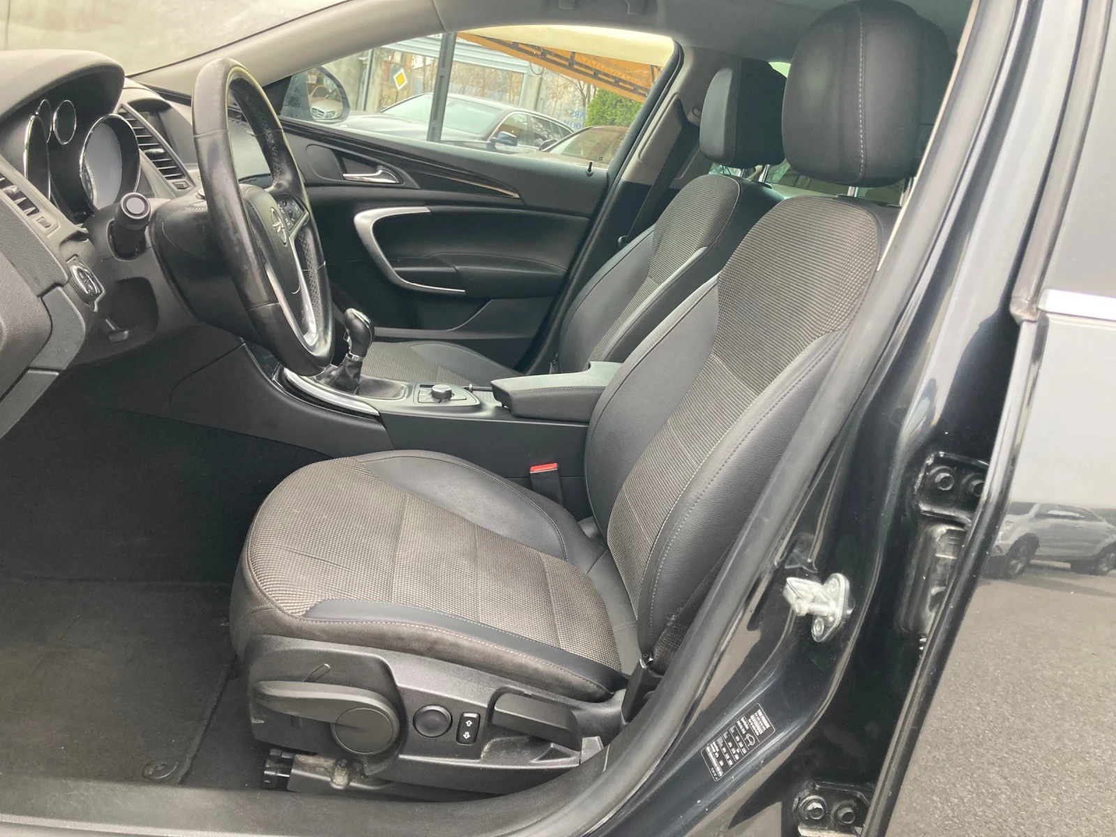 Opel Insignia 2.0 sports tourer | Mobile.bg � ����������� 8