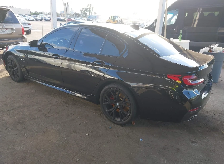 BMW 530E M-PACKET* HEAD-UP* Harman/kardon* 360 - изображение 4