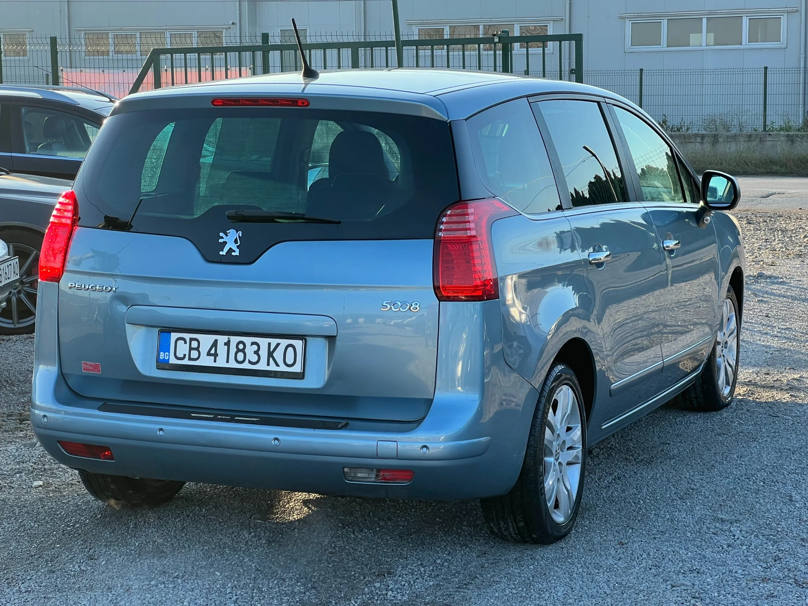 Peugeot 5008  - изображение 4