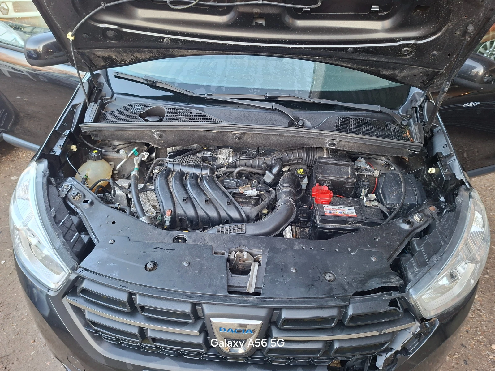 Dacia Lodgy Евро 6 / 7 места, снимка 13 - Автомобили и джипове - 53739838