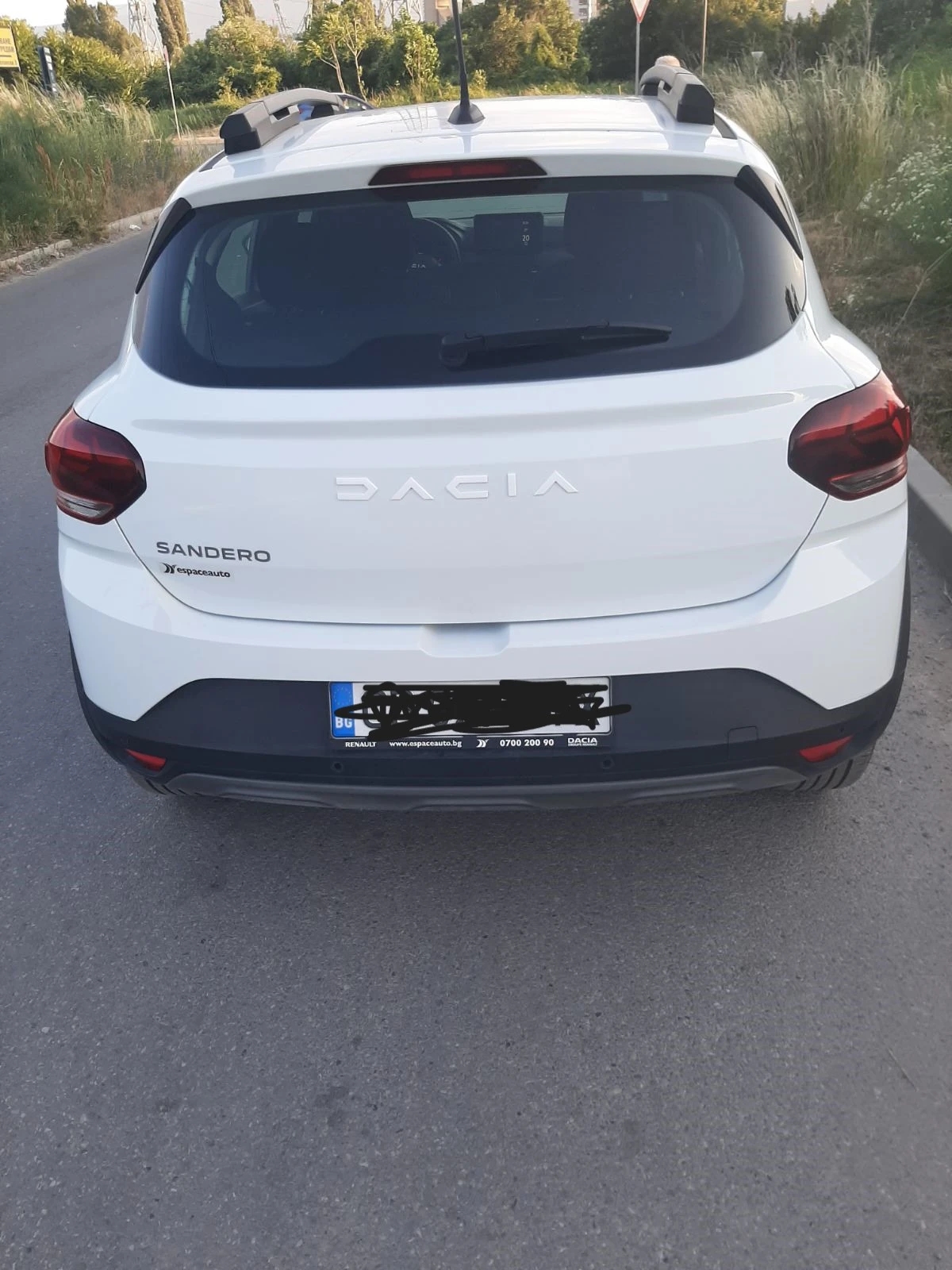 Dacia Sandero, снимка 10 - Автомобили и джипове - 53759345