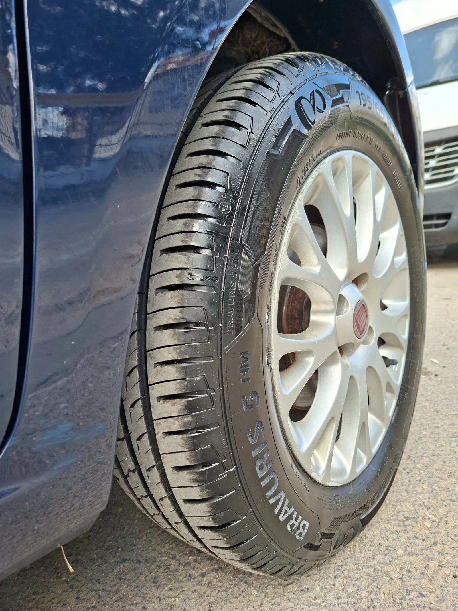 Fiat Punto 1.4i* GPL* CLIMATIC * , снимка 12 - Автомобили и джипове - 53861377