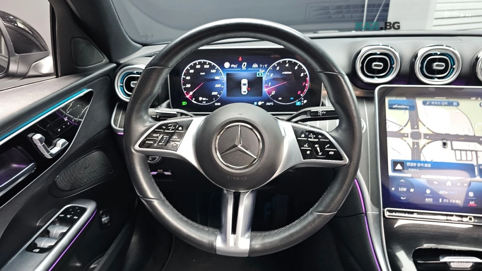 Mercedes-Benz C 200 DISTRONIC* КАМЕРА* ПОДГРЕВ* SUNROOF* KEYLESS* , снимка 6 - Автомобили и джипове - 55031610
