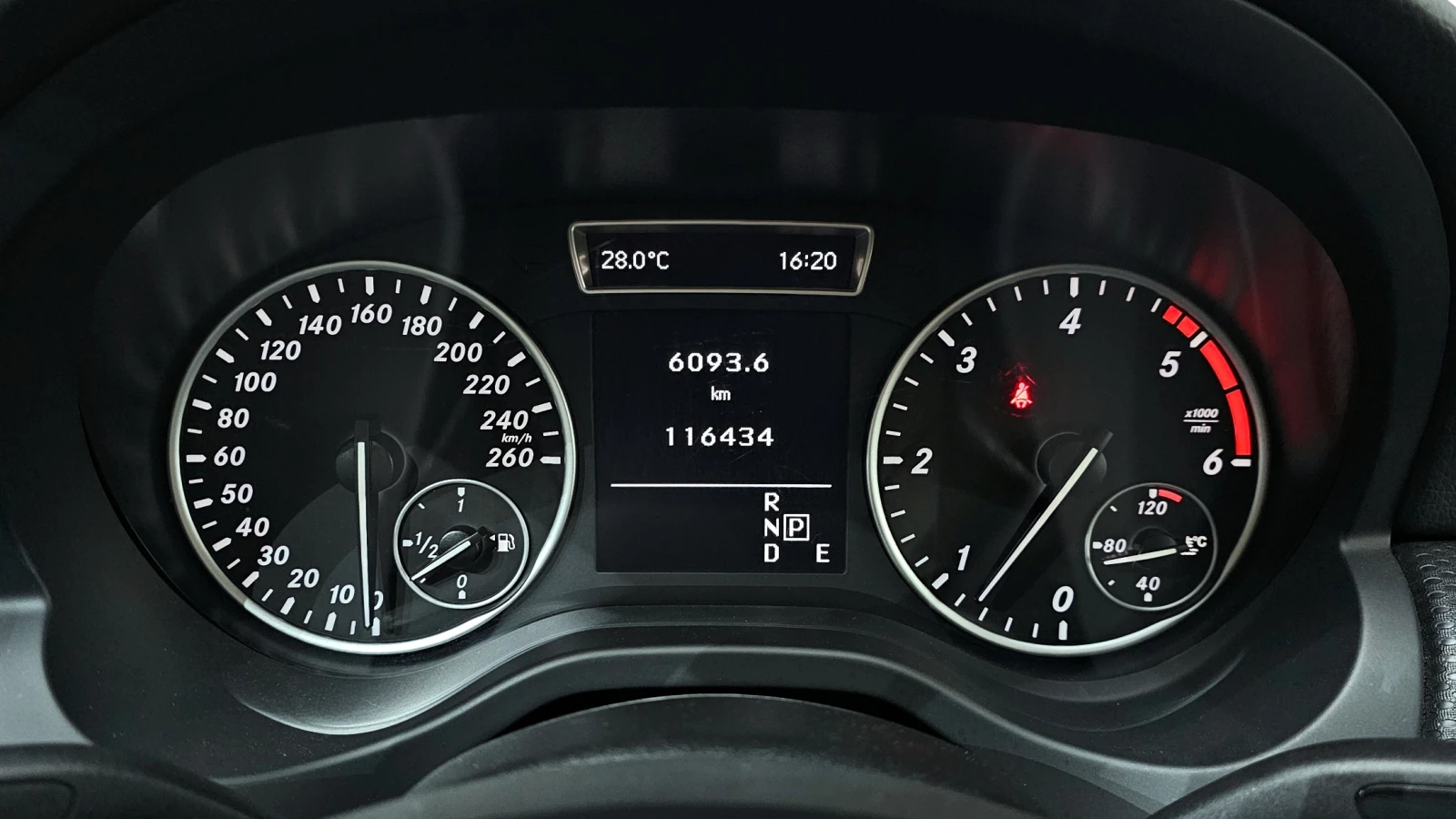 Mercedes-Benz A 200 CDI* КРАЙНА ЦЕНА, снимка 8 - Автомобили и джипове - 55496180