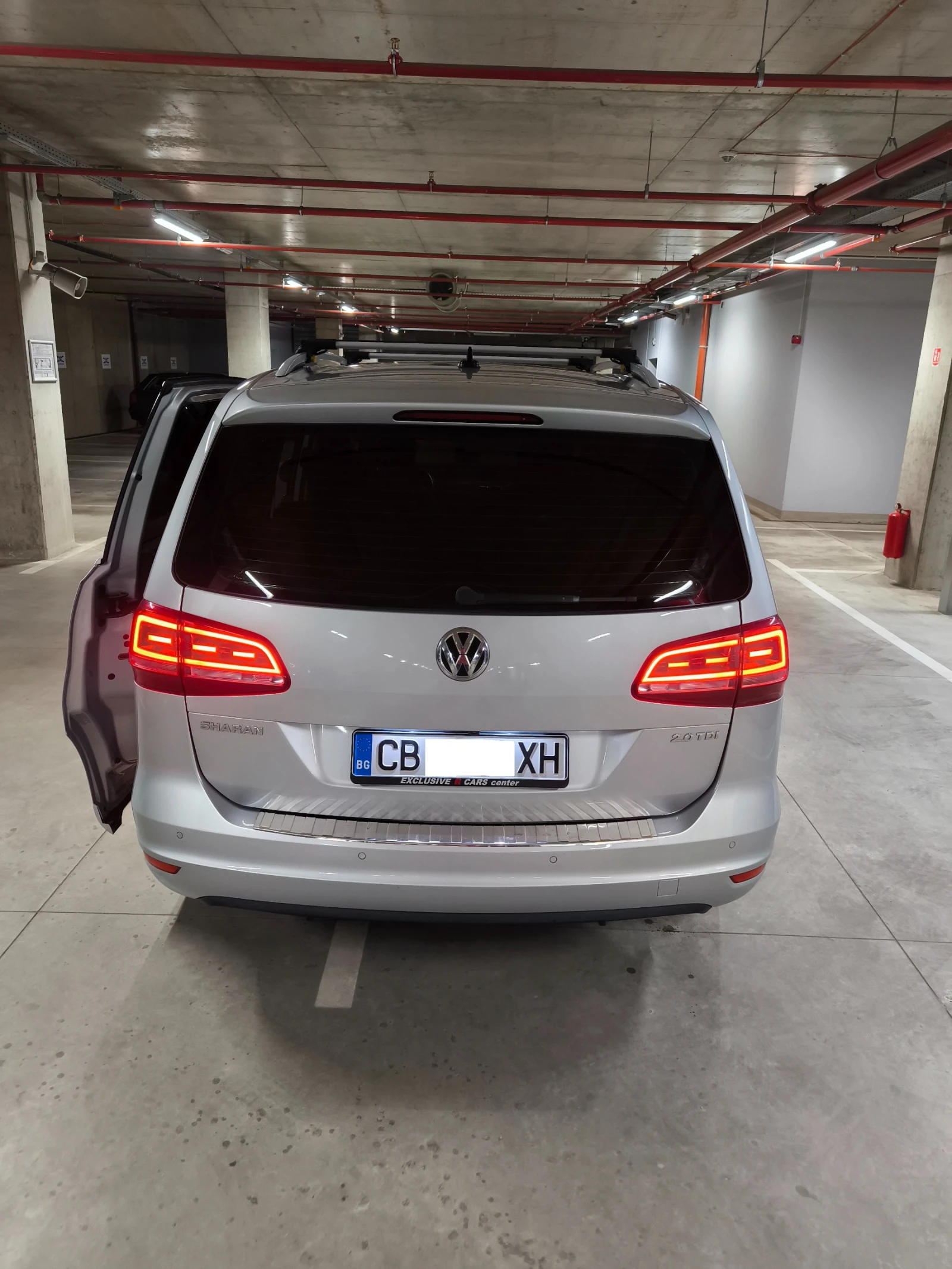 VW Sharan TDI, снимка 2 - Автомобили и джипове - 55786696
