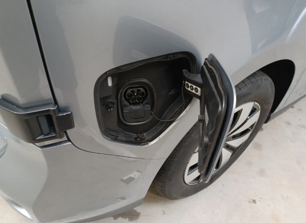 VW ID.Buzz !!!ОЧАКВАН ВНОС!!! 77KwH 204hp ГАРАНЦИЯ !, снимка 6 - Автомобили и джипове - 55851702