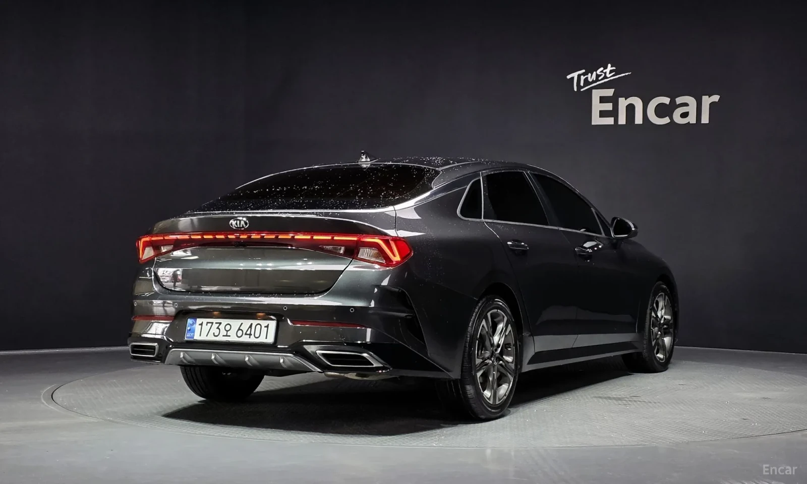 Kia K5 2.0 Бензин става на газ\Дигитално табло, снимка 2 - Автомобили и джипове - 55872338