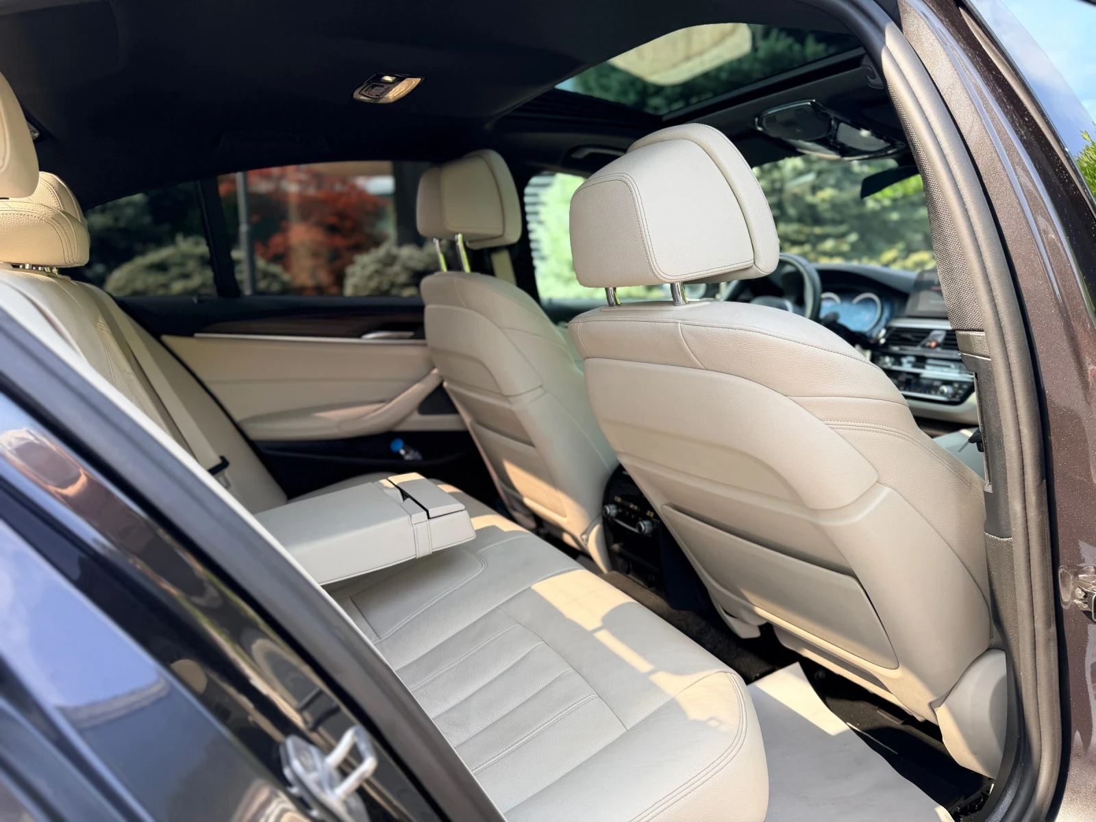 BMW 540 -Msport-на задно-внос от Германия-лизинг, снимка 13 - Автомобили и джипове - 55896763