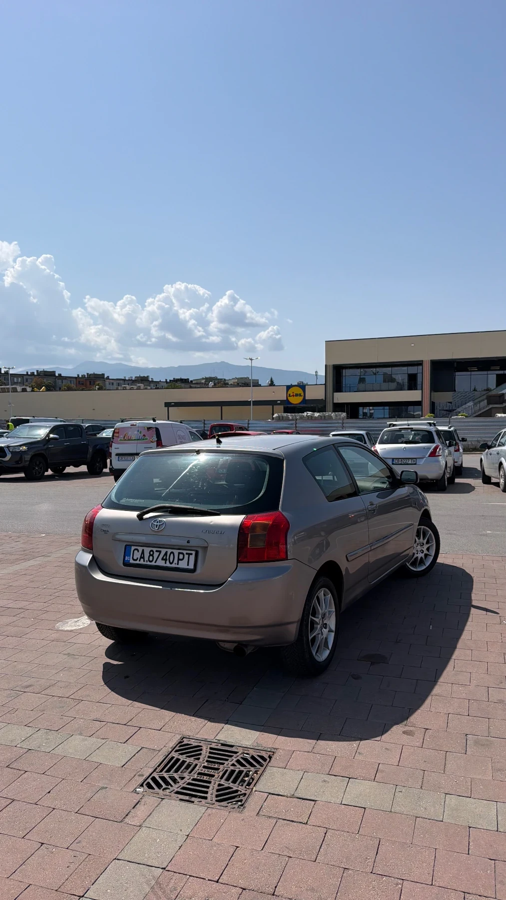 Toyota Corolla 1.8 192hp t sport, снимка 3 - Автомобили и джипове - 56116887