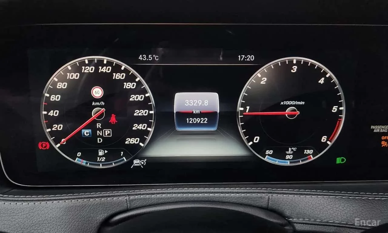 Mercedes-Benz S 350  d * 4MATIC * ОБДУХВАНЕ * HUD * DISTRONIC * , снимка 10 - Автомобили и джипове - 56214950