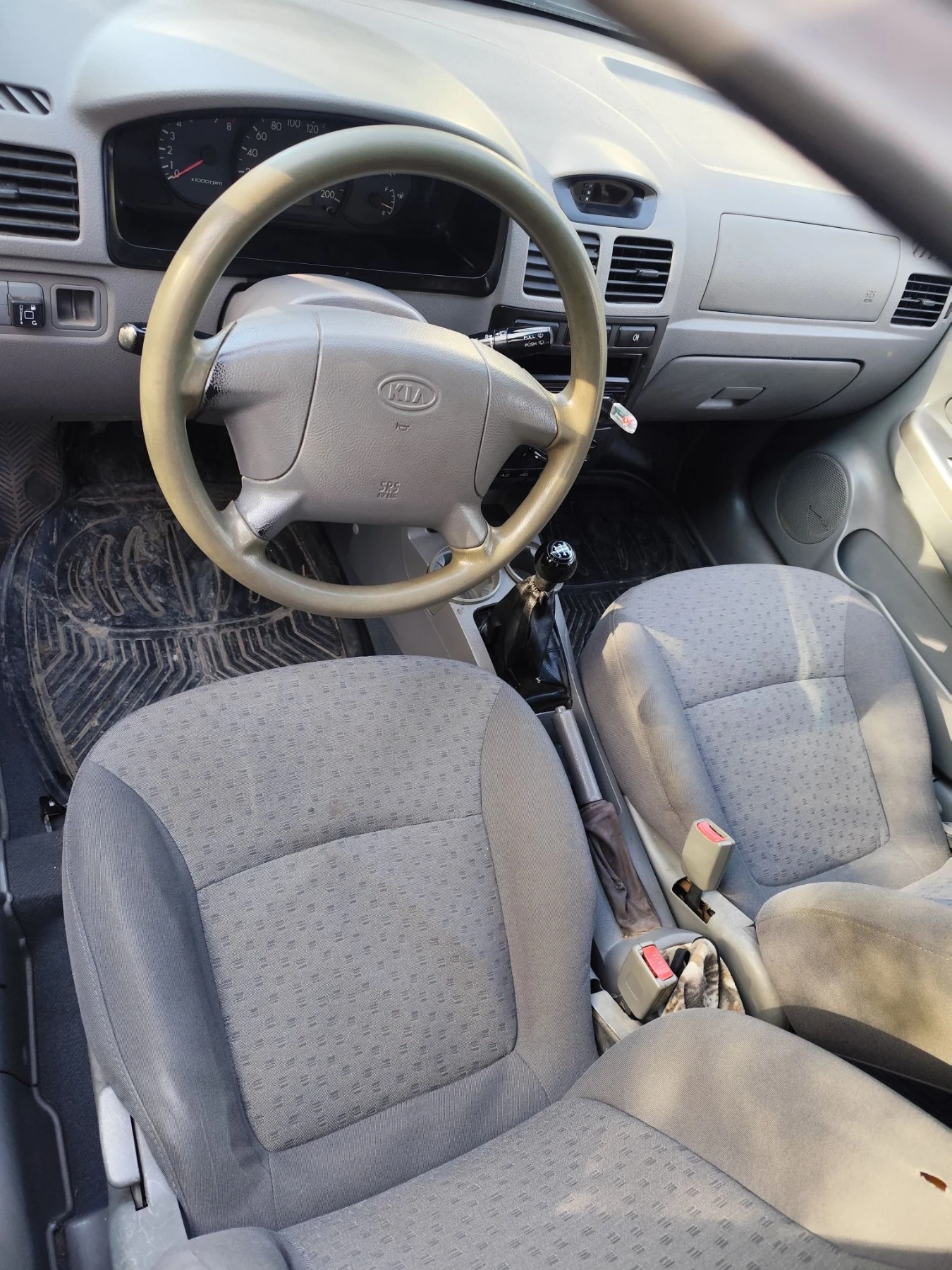Kia Rio, снимка 9 - Автомобили и джипове - 56617506