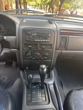 Jeep Grand cherokee 4.0 GAS LAREDO, снимка 10