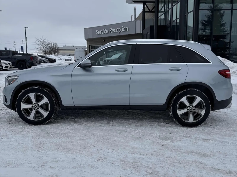 Mercedes-Benz GLC 300 CARFAX, снимка 2 - Автомобили и джипове - 53505532