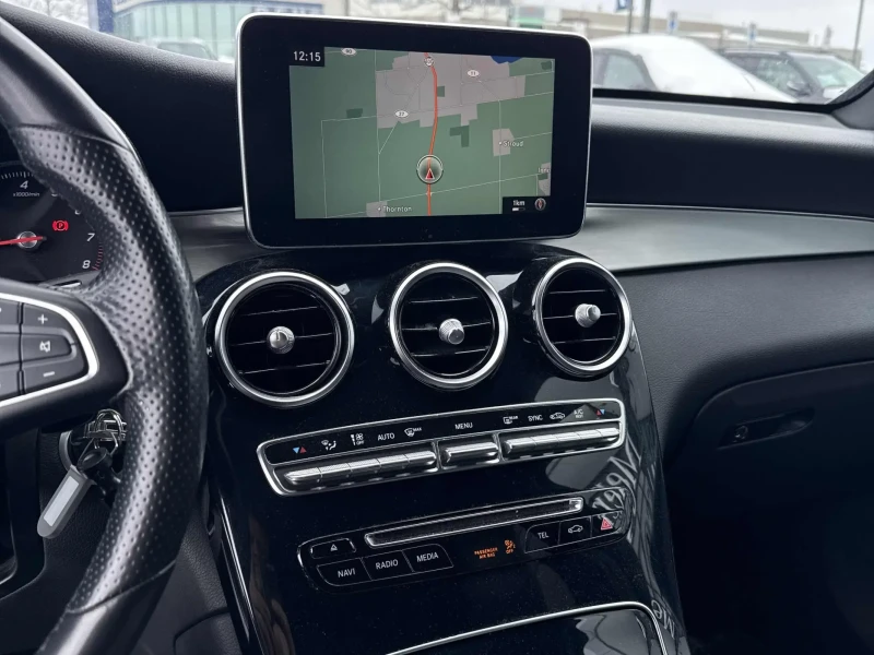 Mercedes-Benz GLC 300 CARFAX, снимка 8 - Автомобили и джипове - 53505532
