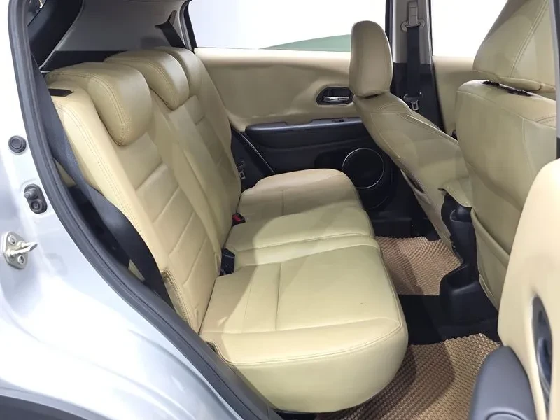 Honda Hr-v 1.8 Бензин, снимка 10 - Автомобили и джипове - 55571838