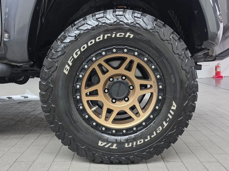 Toyota Tacoma 3.5| 278к.с.| ВКЛ.ТЕХНОТЕСТ, снимка 5 - Автомобили и джипове - 55622336