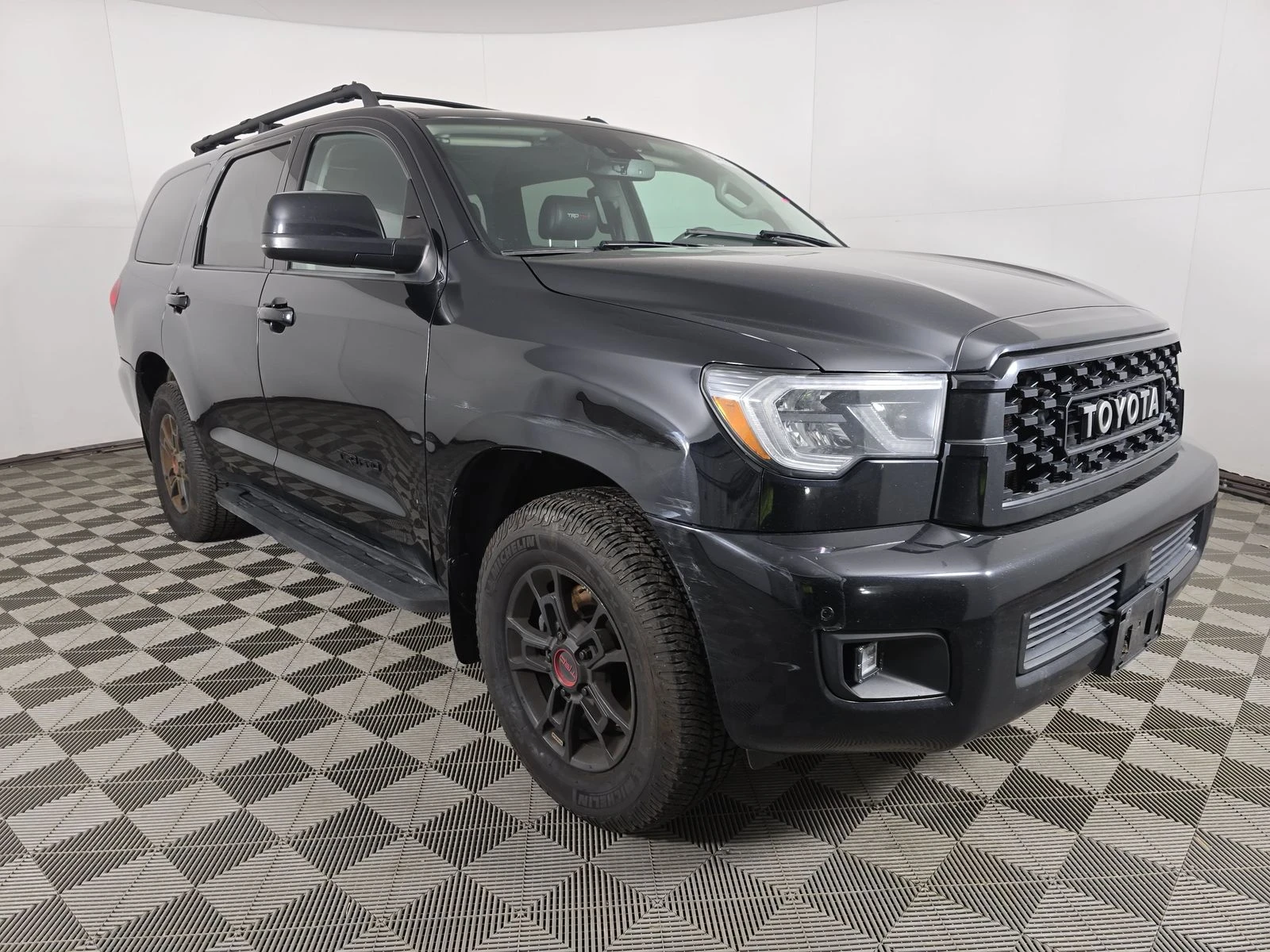 Toyota Sequoia  - изображение 6
