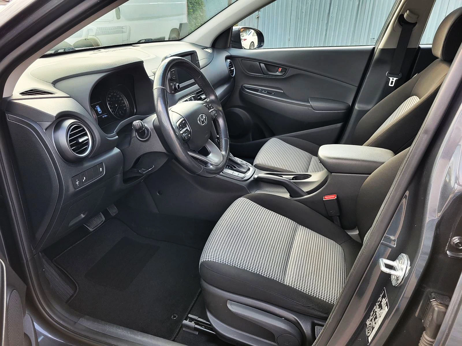 Hyundai Kona 4Х4 2.0i АВТОМАТИК ВЪЗМОЖНОСТ ЗА ГАЗОВА УРЕДБА - изображение 9