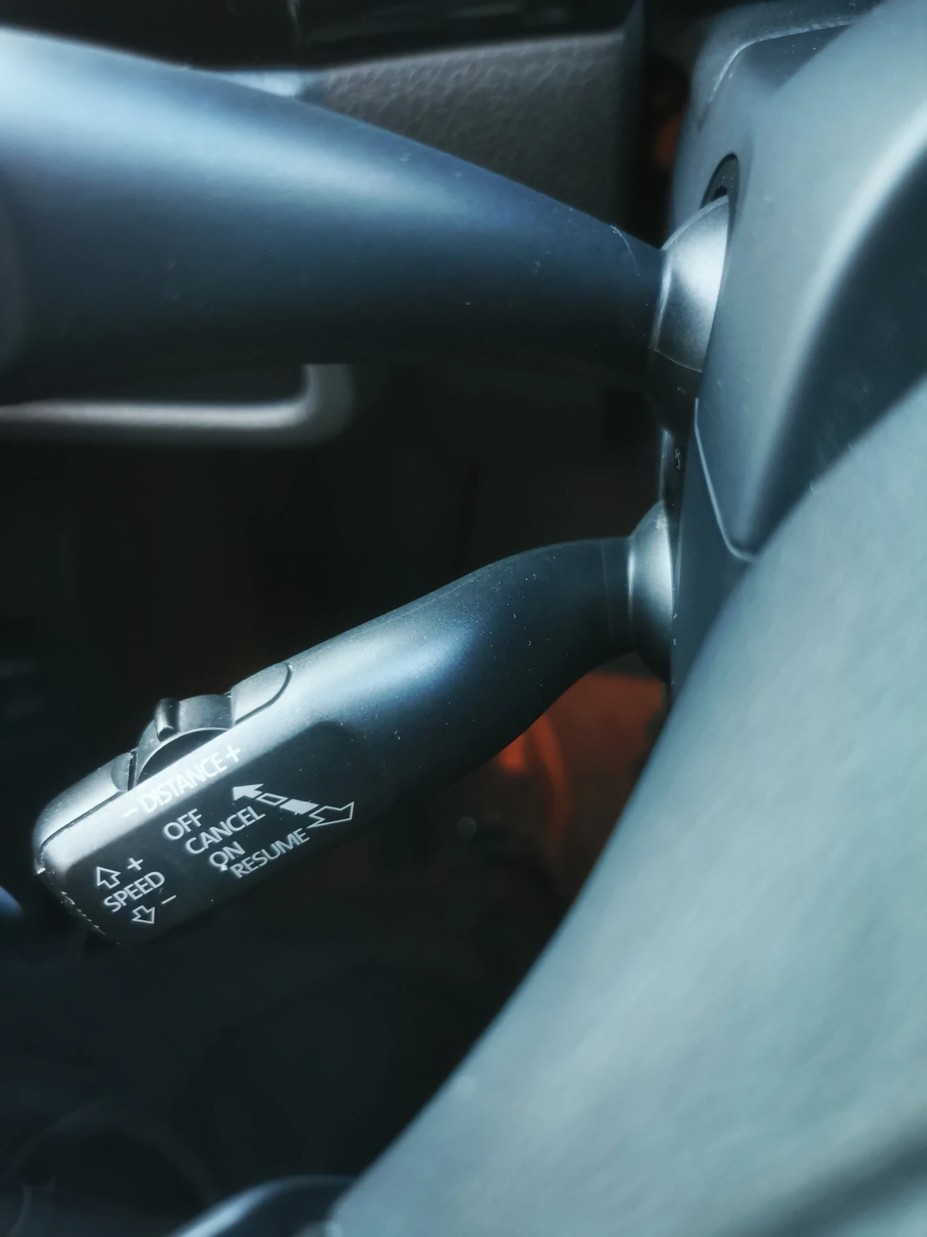 VW Touareg 3.0 TDI Facelift R-line, снимка 13 - Автомобили и джипове - 54242744