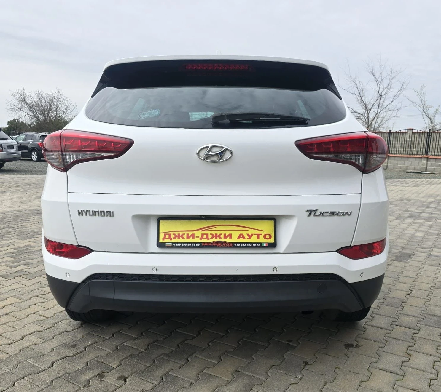 Hyundai Tucson 1.7CRDI, снимка 5 - Автомобили и джипове - 54198768