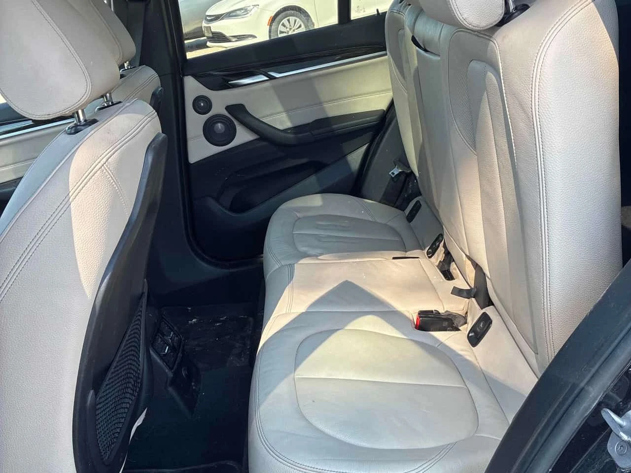 BMW X1 xDrive28i/CARFAX/ФИНАНСИРАНЕ, снимка 15 - Автомобили и джипове - 54694180