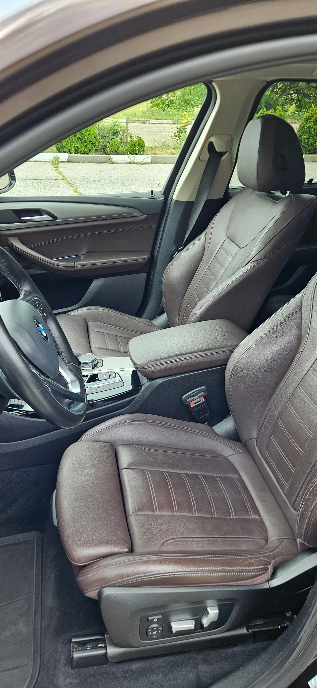 BMW X3 Luxuri line, снимка 8 - Автомобили и джипове - 54847136