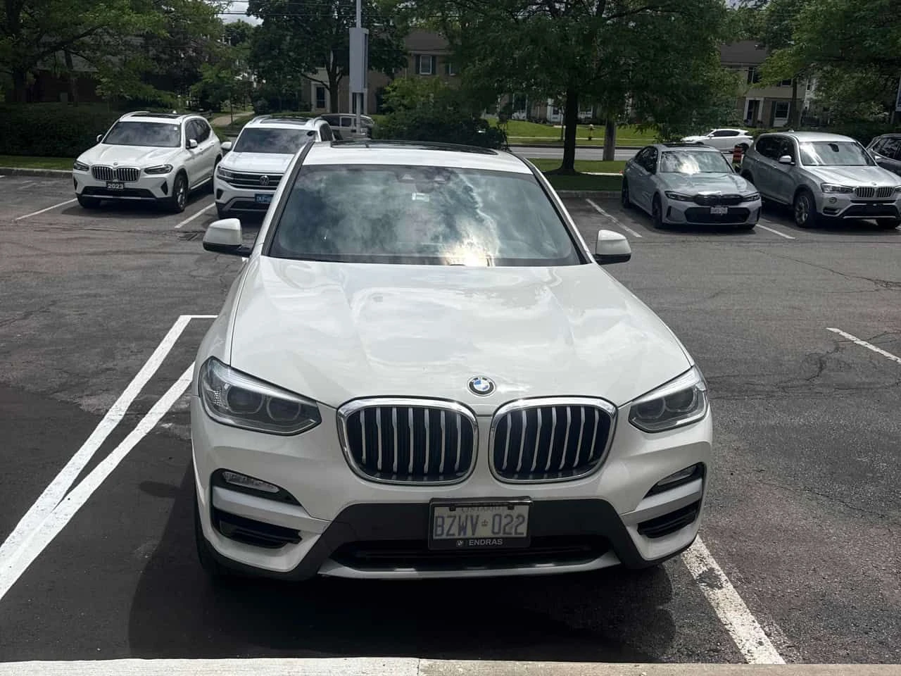 BMW X3 xDrive30i/ПАНОРАМА/ПОДГРЕВИ/ОТ ПРЕДСТАВИТЕЛСТВО, снимка 2 - Автомобили и джипове - 55064897