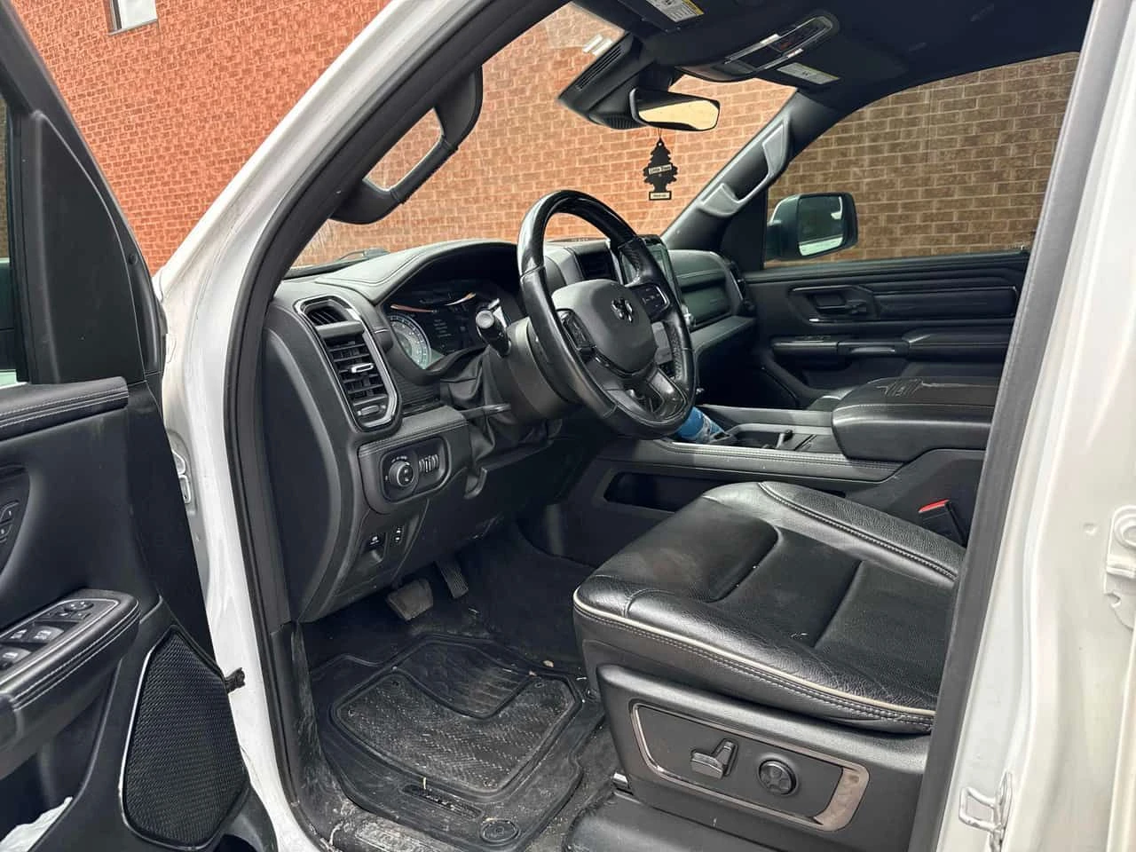 Dodge RAM 1500 * Limited * ПОДГРЕВИ * ПАНО * АВТОКРЕДИТ, снимка 5 - Автомобили и джипове - 55130993