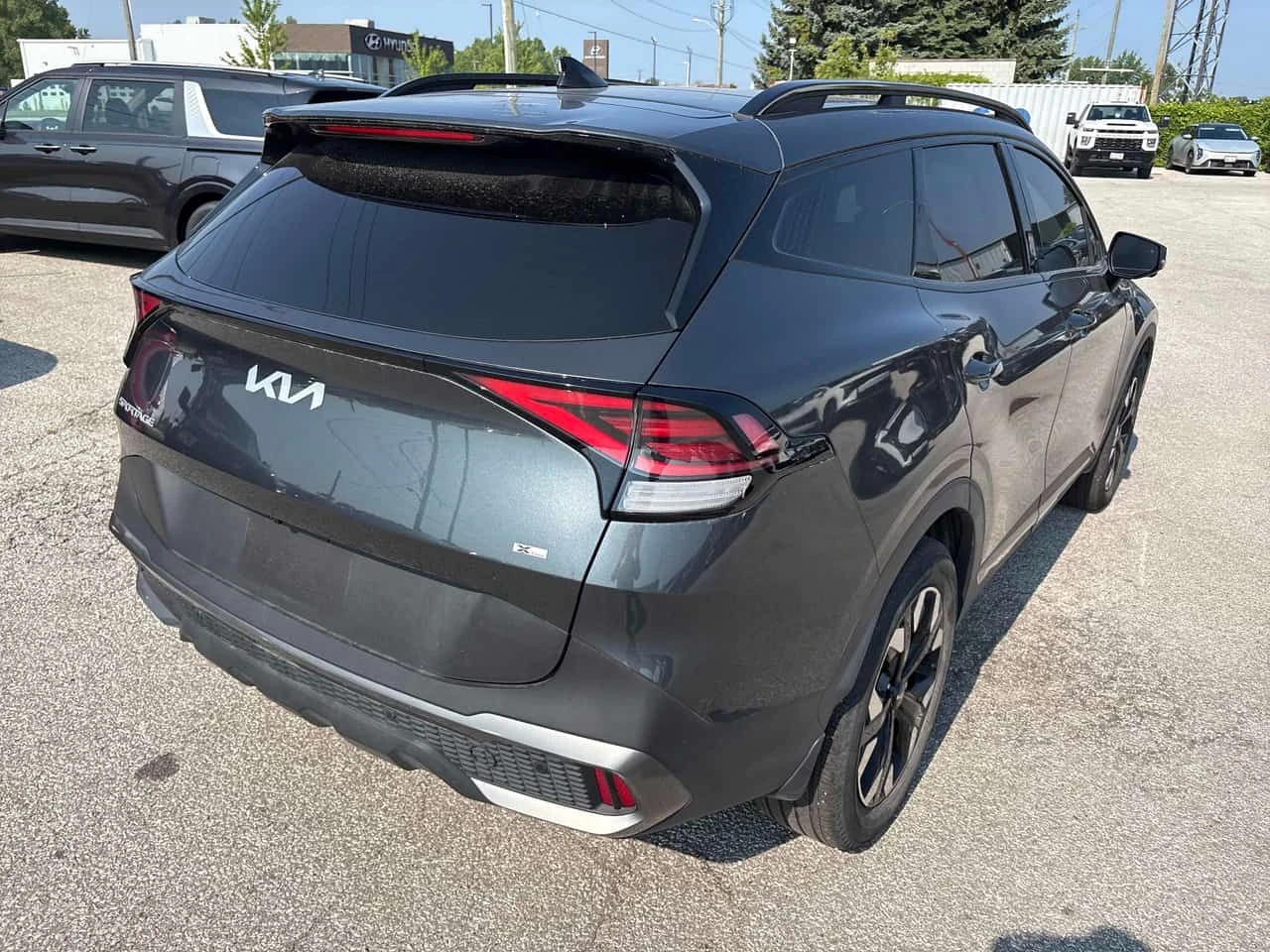 Kia Sportage * X Line Limited AWD w/Green Interior * CARFAX * , снимка 8 - Автомобили и джипове - 55505381