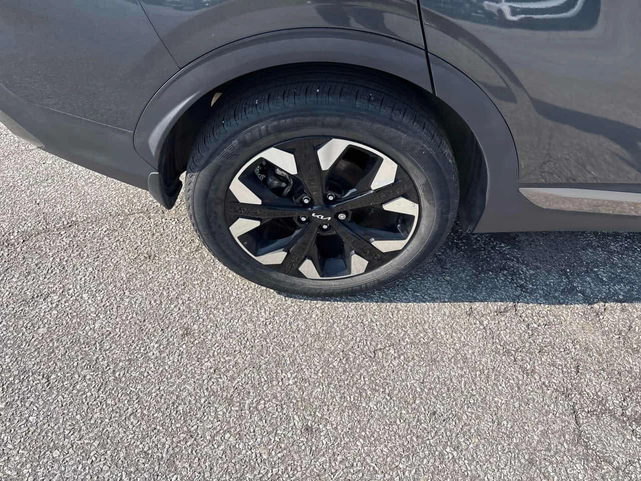 Kia Sportage * X Line Limited AWD w/Green Interior * CARFAX * , снимка 9 - Автомобили и джипове - 55505381