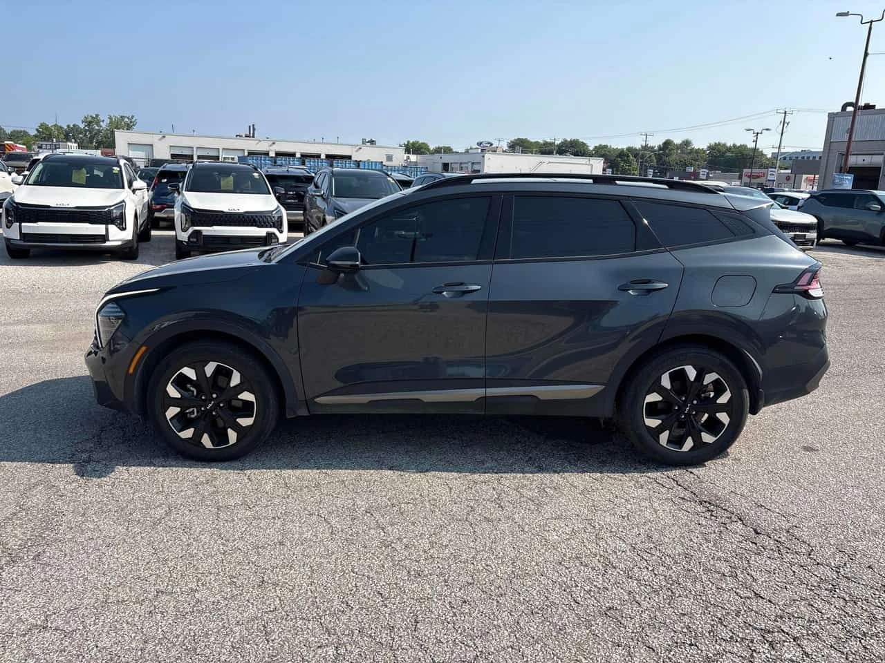 Kia Sportage * X Line Limited AWD w/Green Interior * CARFAX * , снимка 4 - Автомобили и джипове - 55505381