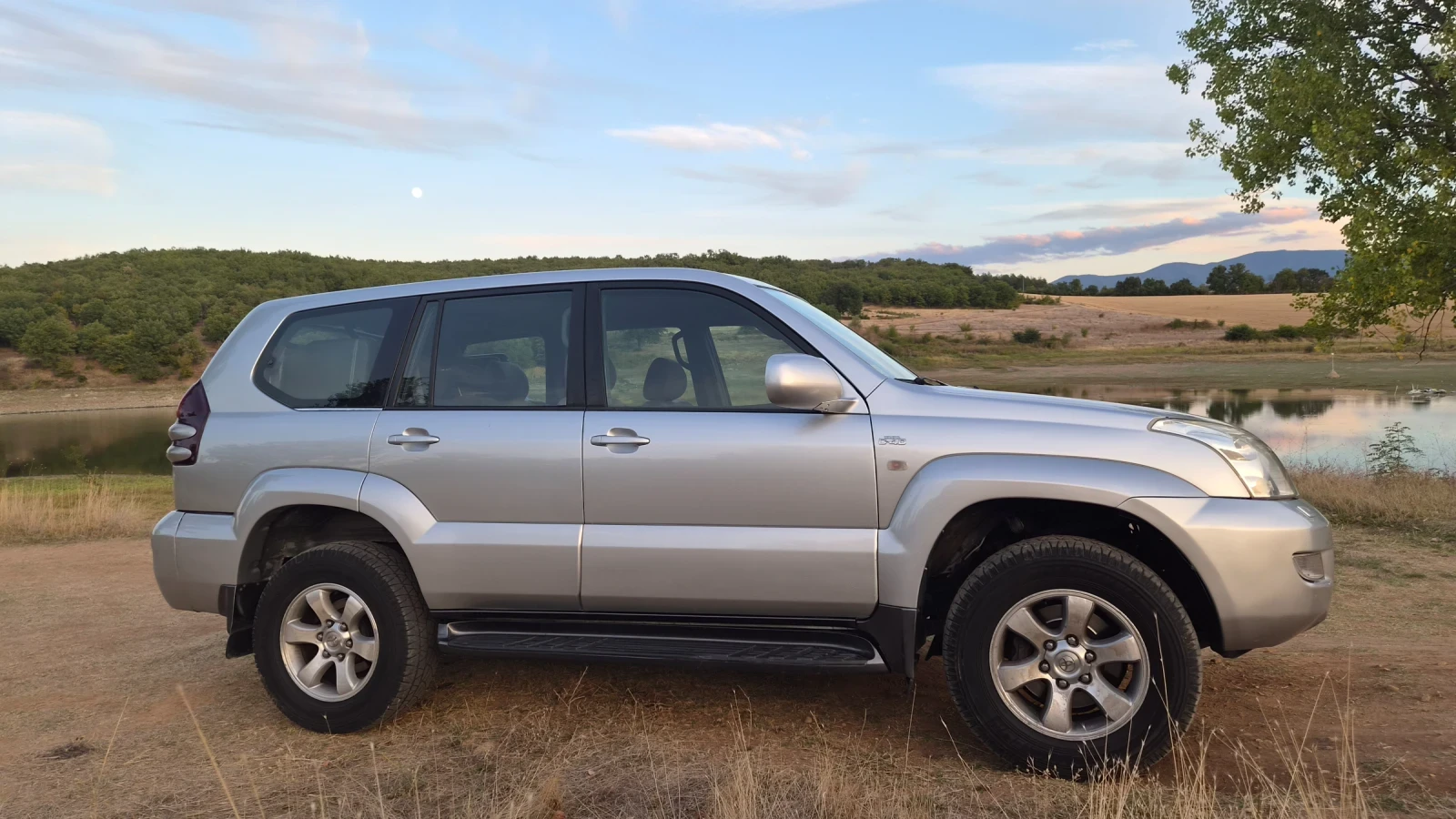 Toyota Land cruiser 120, снимка 3 - Автомобили и джипове - 56227133