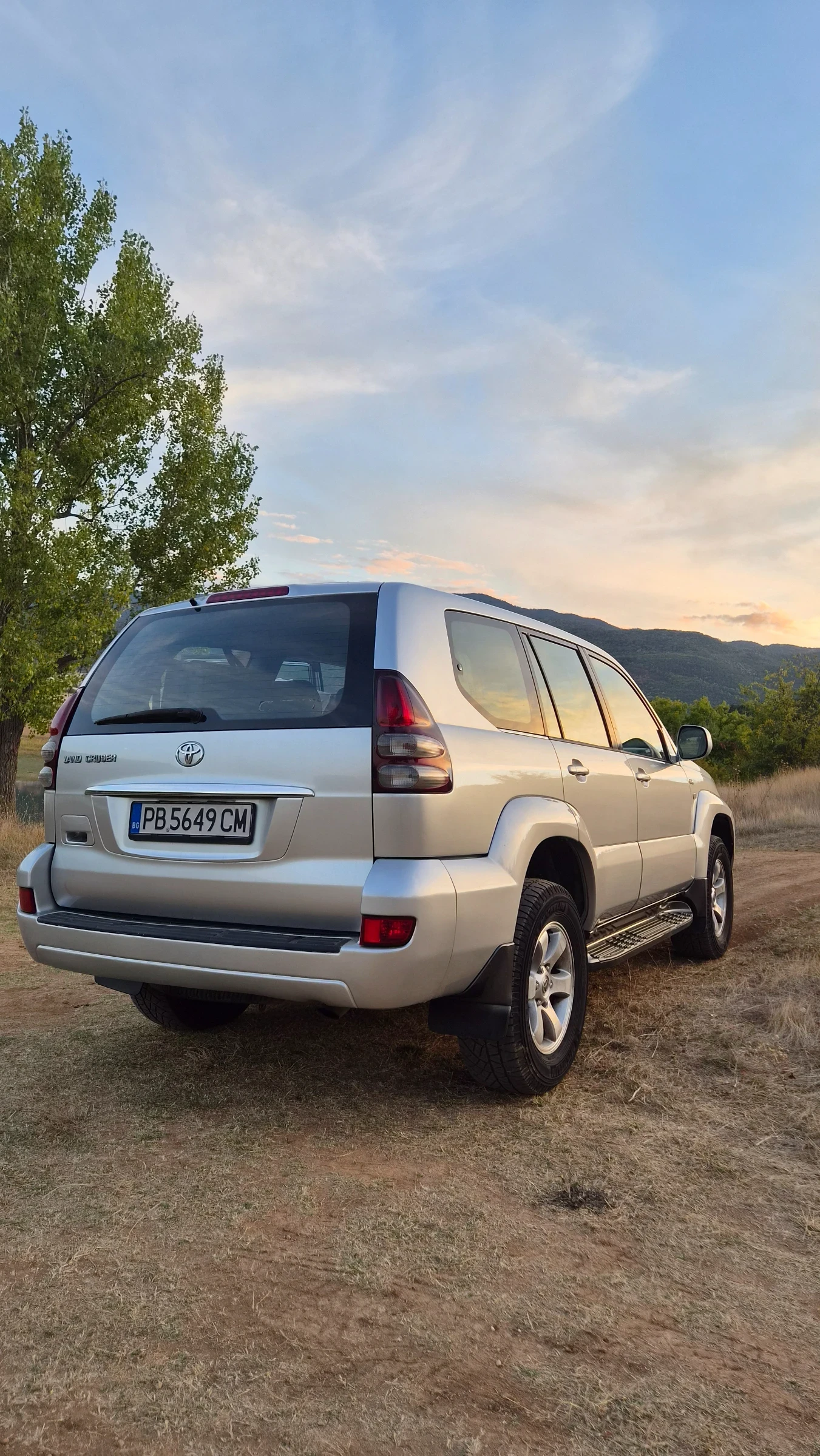Toyota Land cruiser 120, снимка 4 - Автомобили и джипове - 56227133