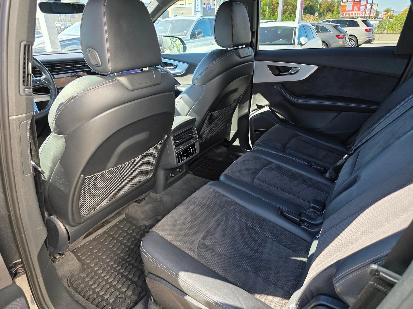 Audi Q7, снимка 17 - Автомобили и джипове - 56420400