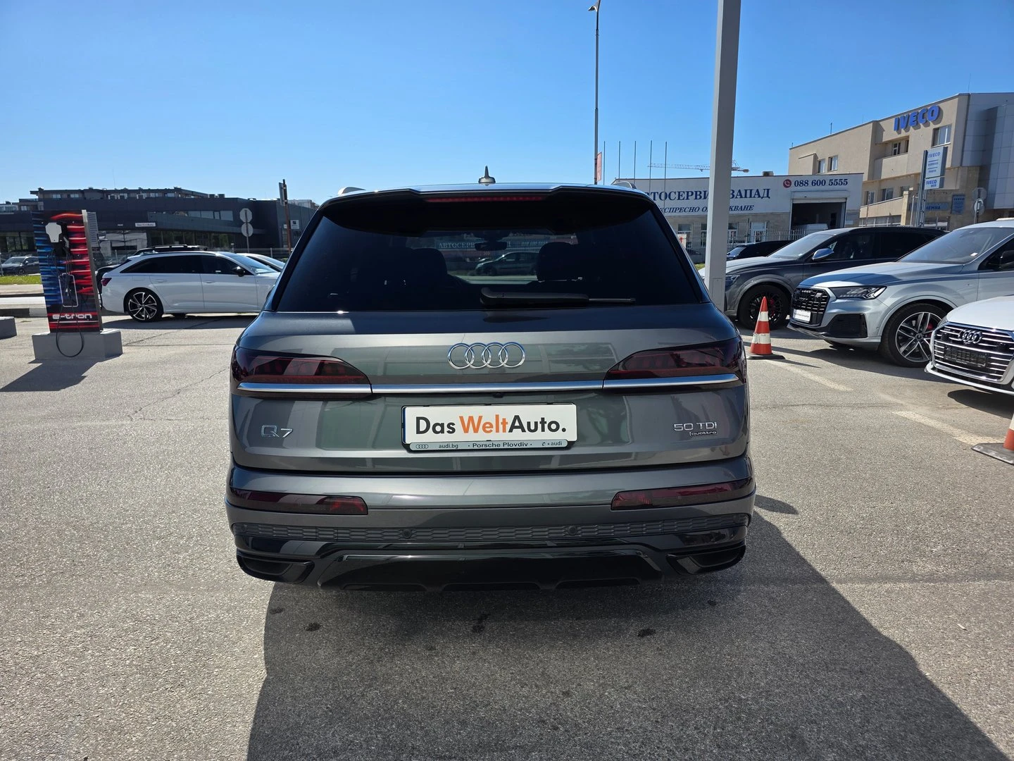 Audi Q7, снимка 6 - Автомобили и джипове - 56420400