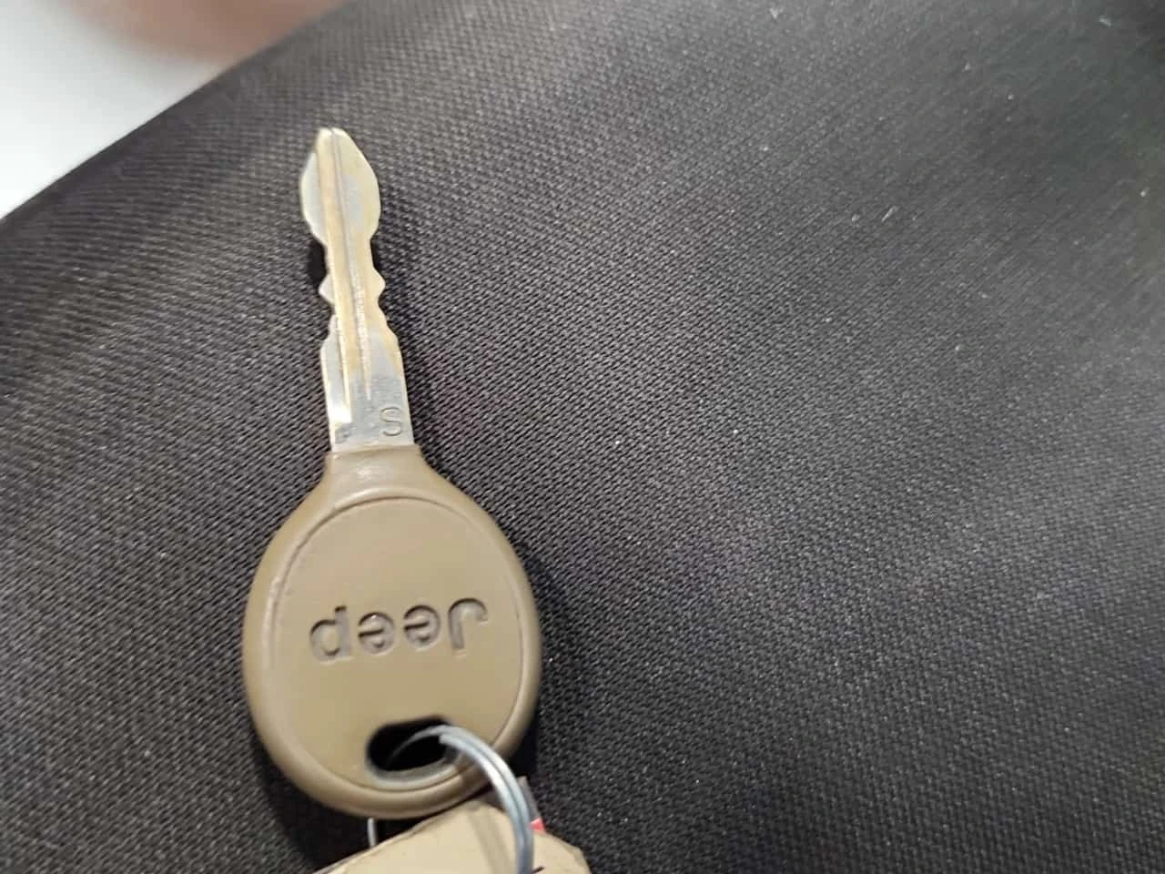 Jeep Wrangler * 4wd 2dr Sport * CARFAX * ����� �� ����������� | Mobile.bg � ����������� 8