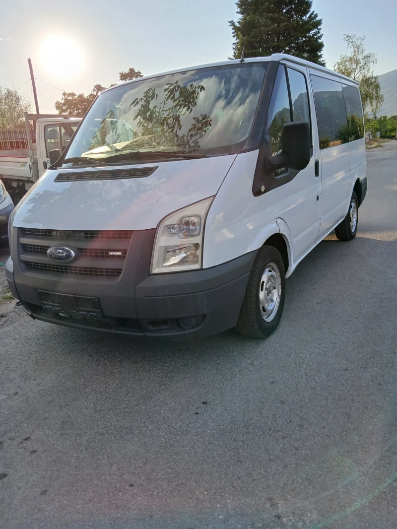 Ford Transit Пътнически 9местен, снимка 2 - Бусове и автобуси - 47885582