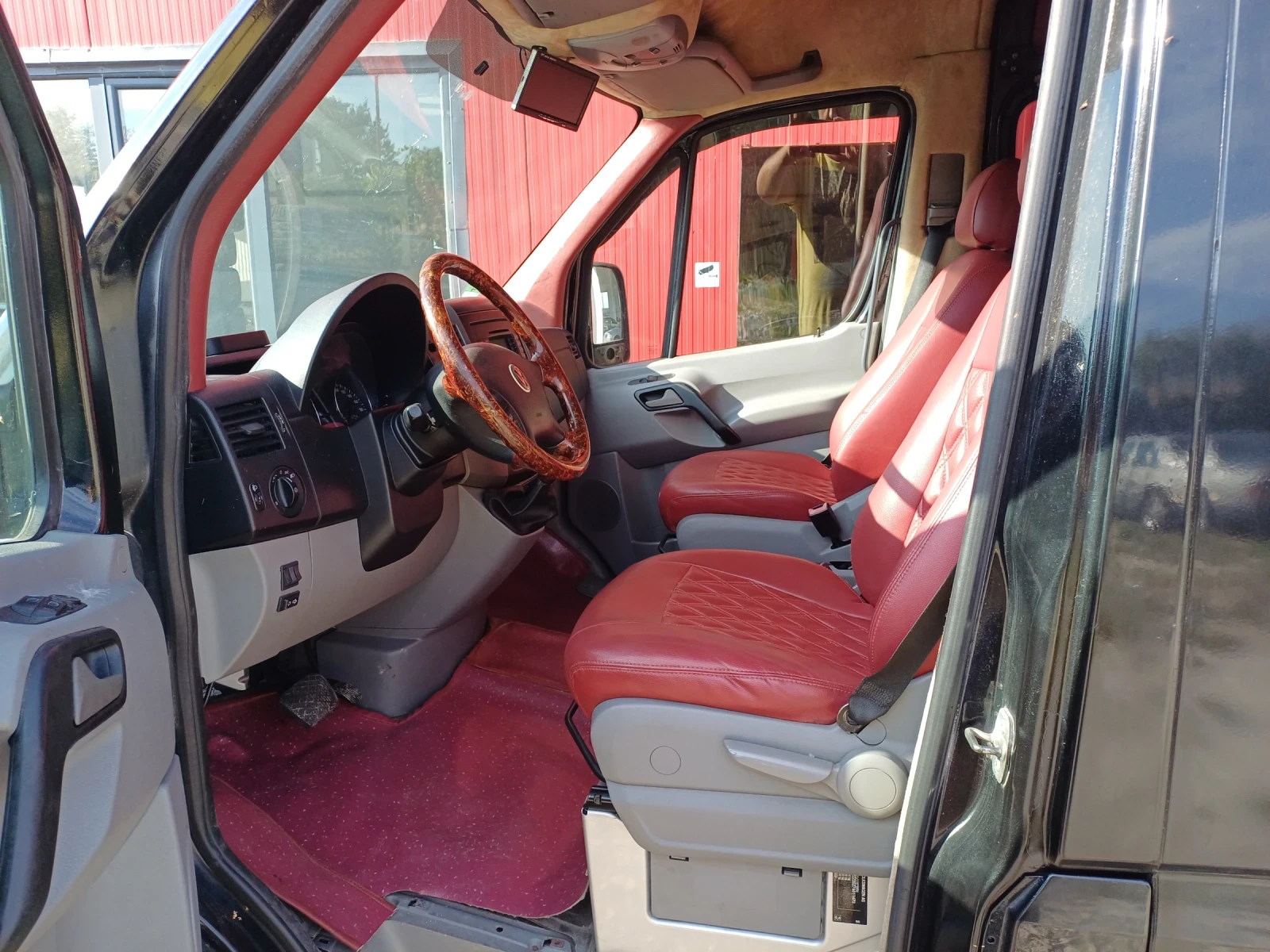 VW Crafter 2, 5tdi. LUKS. - изображение 7