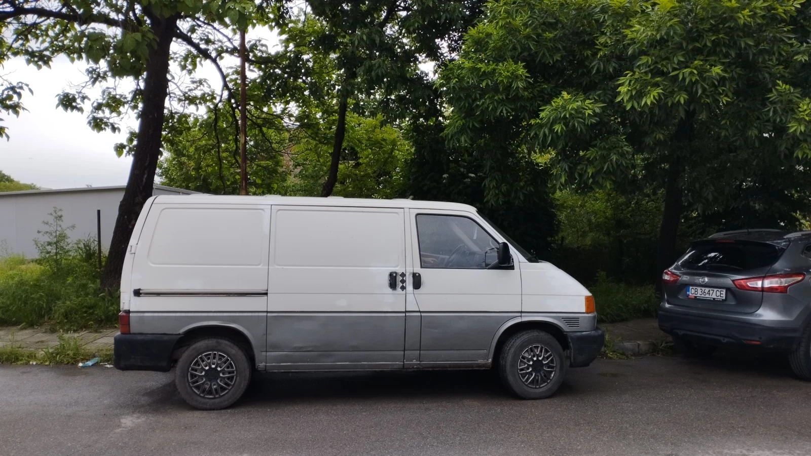 VW Transporter  1.9 турбо дизел , две+ едно товарен  - изображение 4