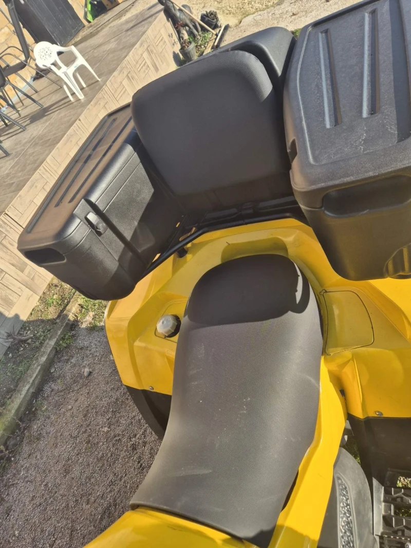 Can-Am Outlander Ca-naam outlander 800