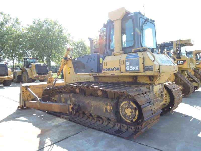 Булдозер Komatsu 65 PX, снимка 3 - Индустриална техника - 48677055