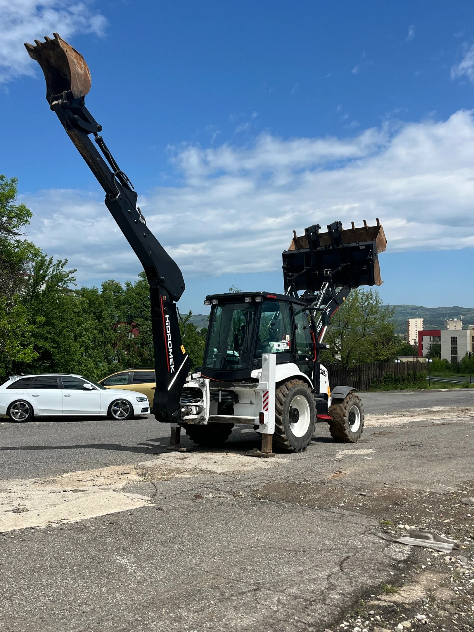 Багер Hidromek 102B, снимка 7 - Индустриална техника - 54712437