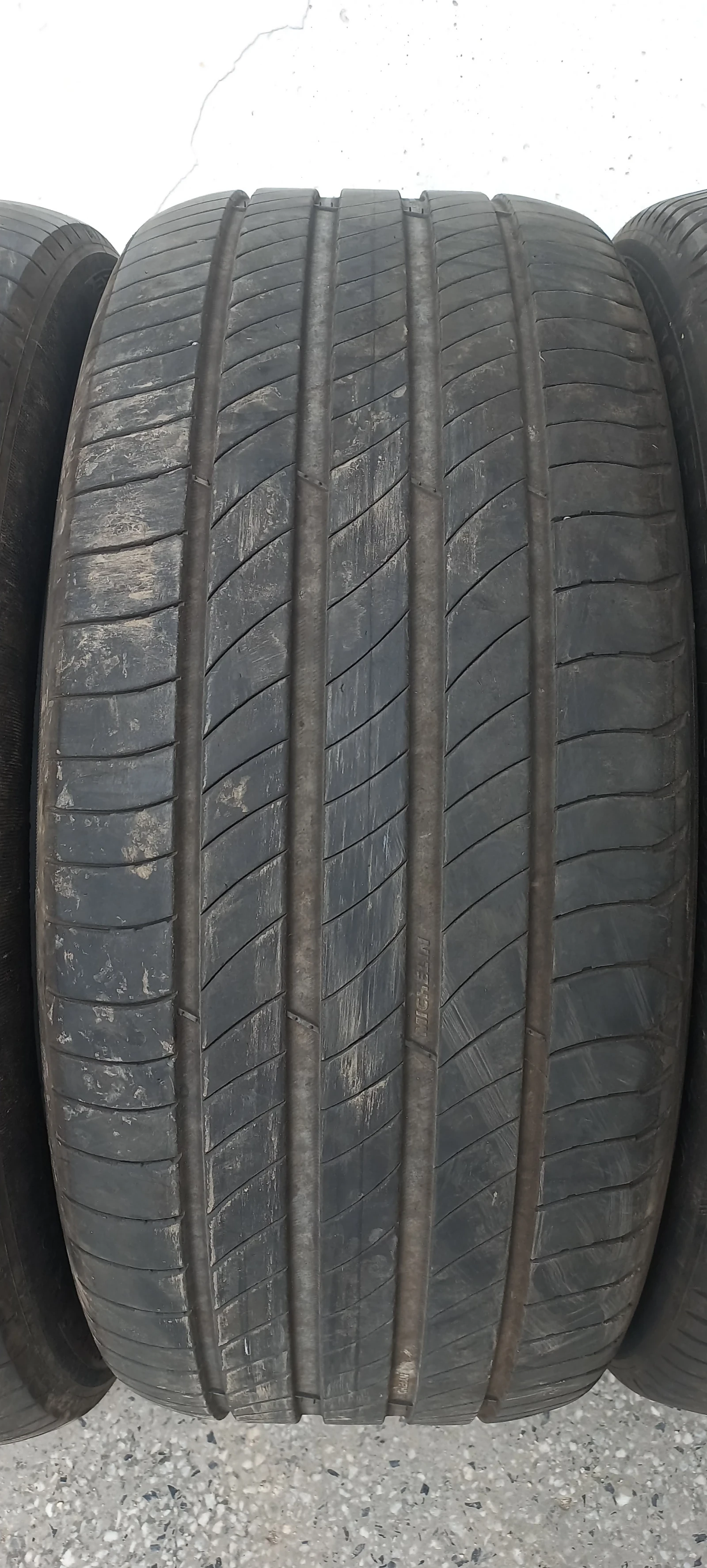 Гуми Летни 275/40R19, снимка 6 - Гуми и джанти - 53326339