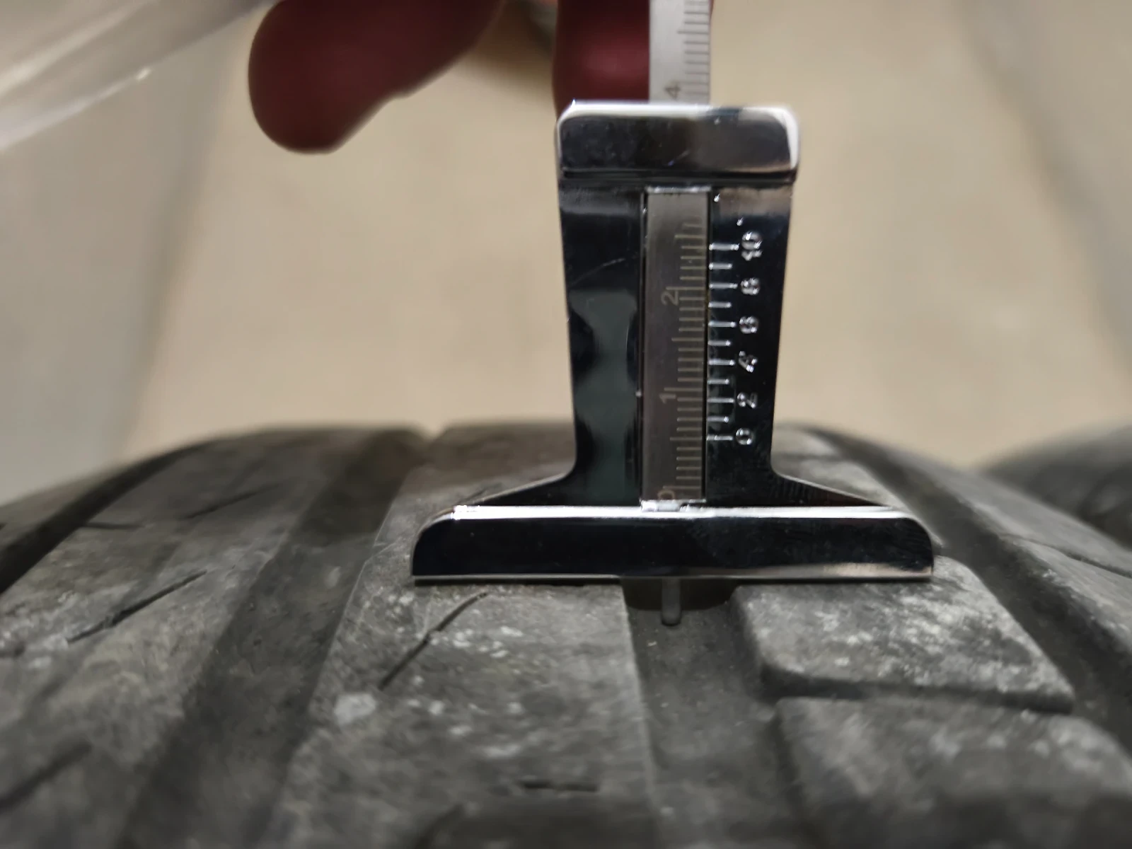Гуми Летни 225/50R16, снимка 4 - Гуми и джанти - 55414704