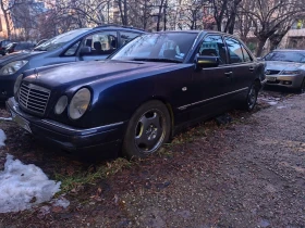     Mercedes-Benz E 320